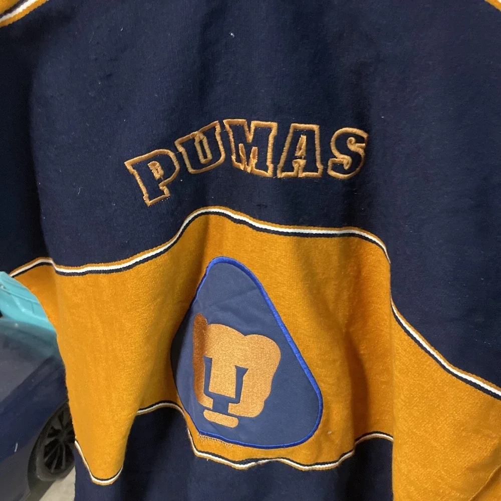 Pumas Soccer Sport Poncho One Size